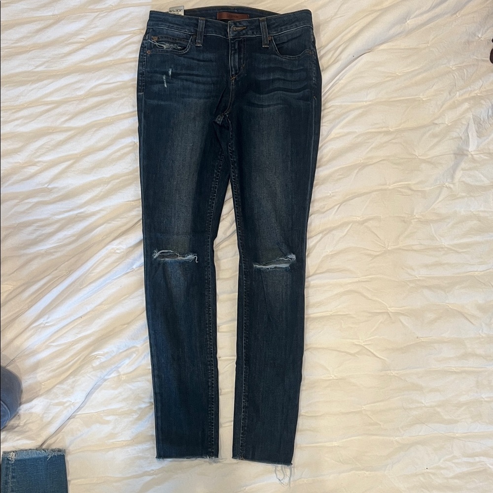 Joe's Jeans Dark Blue Skinny Jeans with Knee Rips